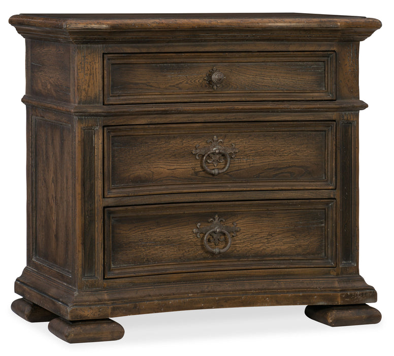 Hill Country - Elmendorf 3-Drawer Nightstand