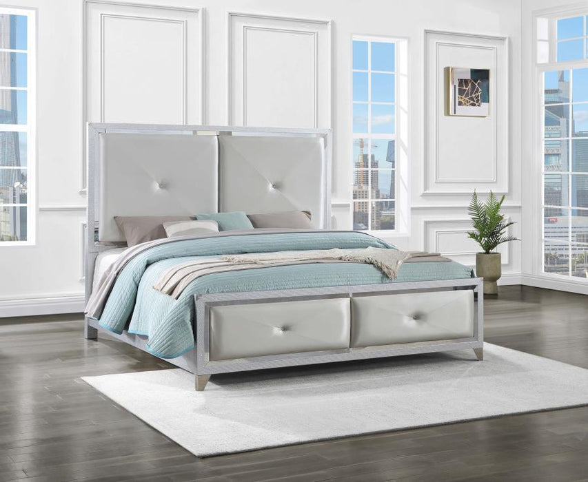 Larue - Upholstered Tufted Panel Bed