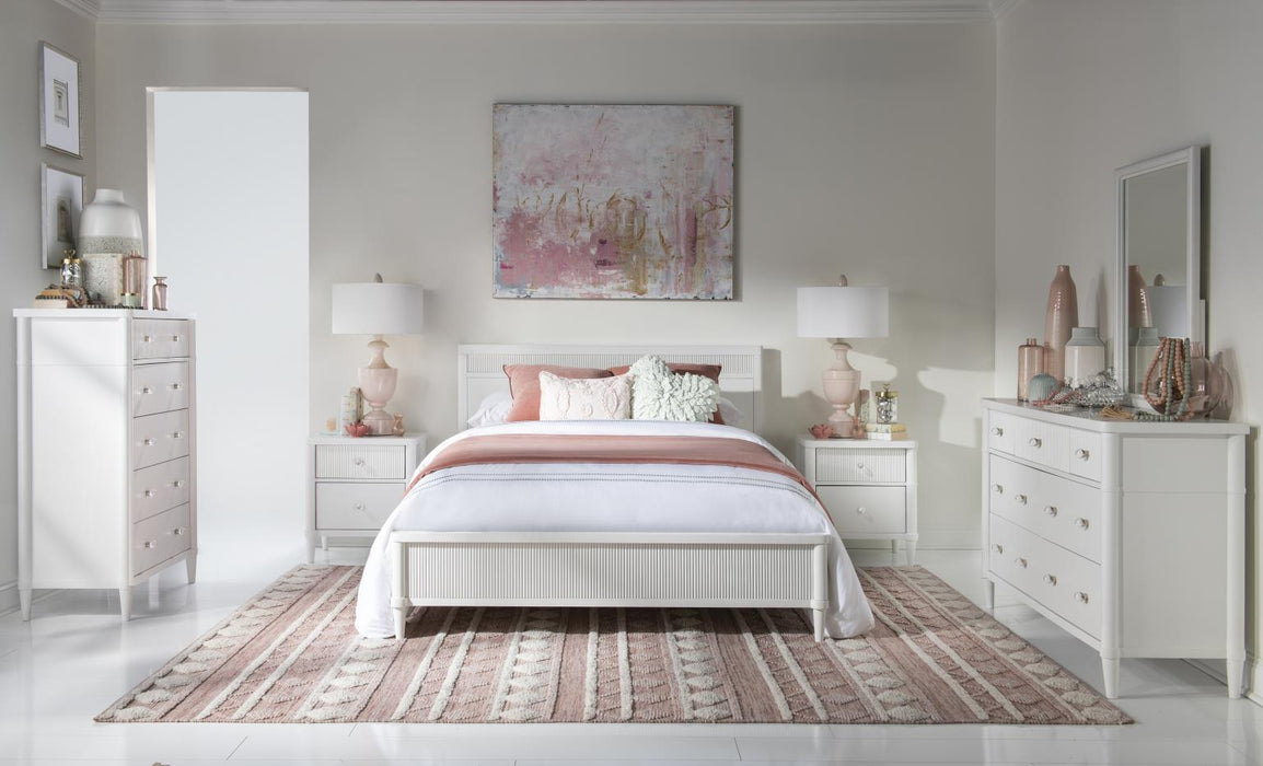 Adeline - 7 Drawer Dresser - Cloud White