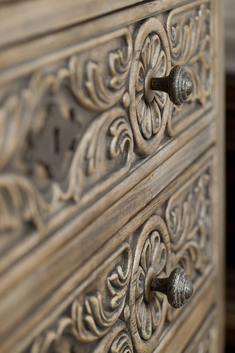 Hill Country - Floresville Bachelors Chest