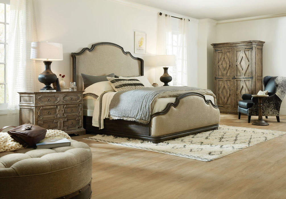 La Grange - Upholstered Bed