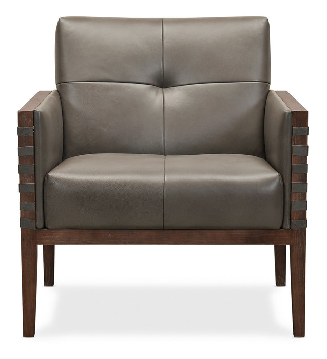 CC - Carverdale Leather Club Chair With Wood Frame