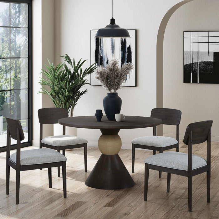 Briarcrest - 48" Round Table Set