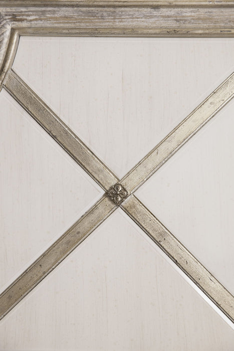 Sanctuary 2 - Diamont King Panel Bed