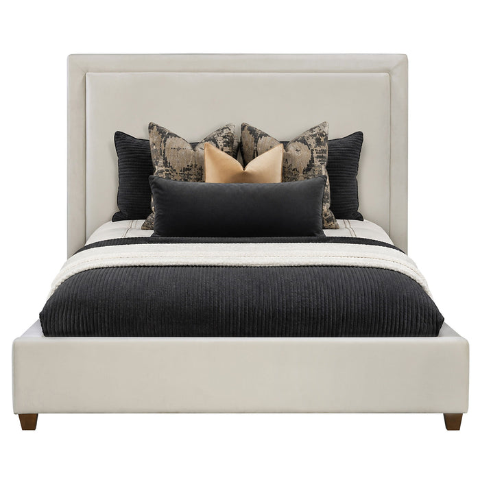 Kimberly - Bed