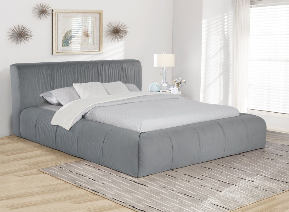 Wilshire - Upholstered Platform Bed