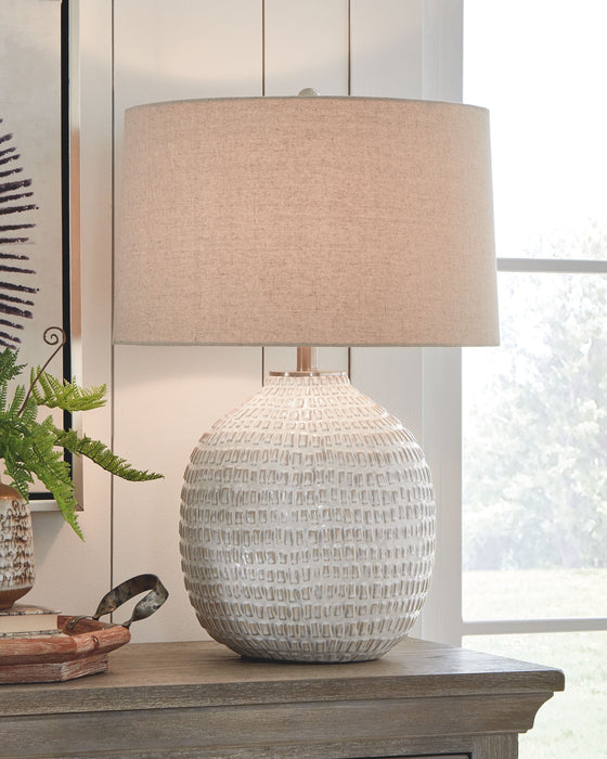 Jamon - Beige - Ceramic Table Lamp