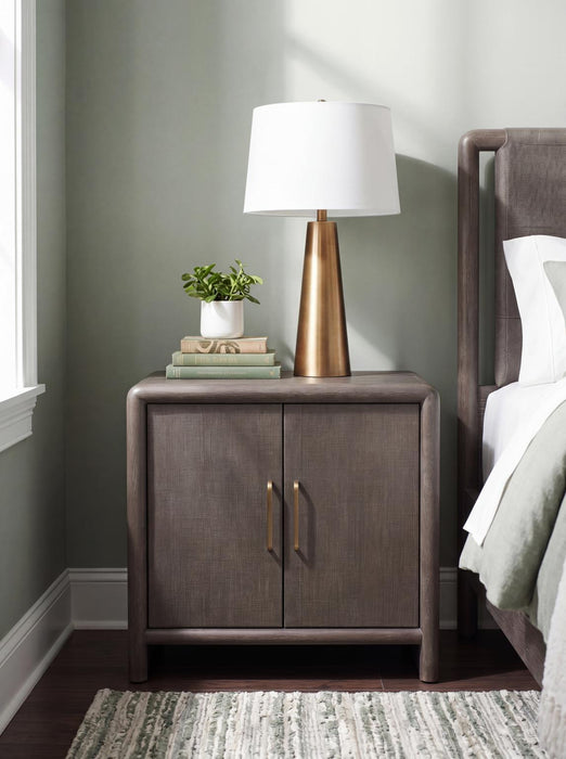 Maren - Door Chest
