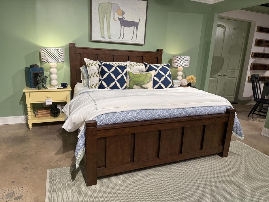 Lake House - Captain's Bed With Storage