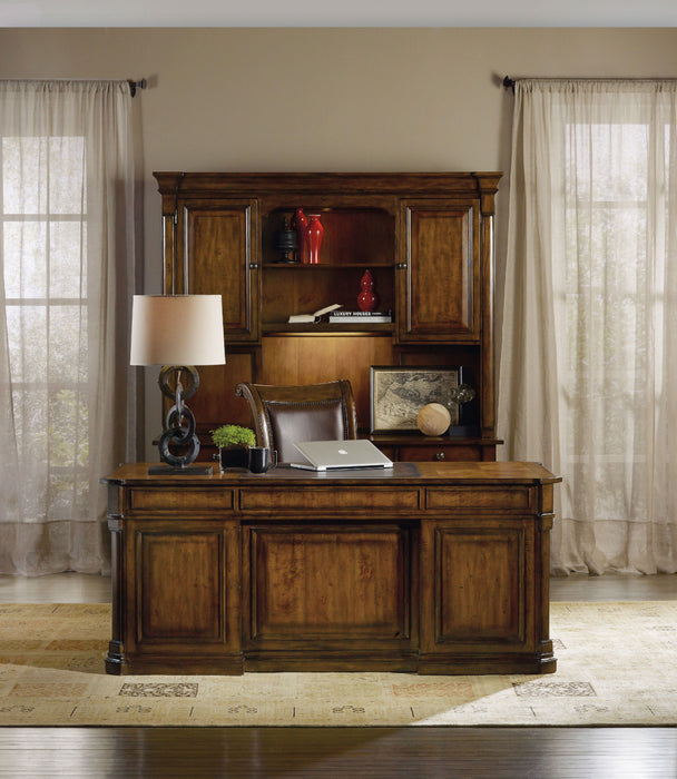 Tynecastle - Executive Desk