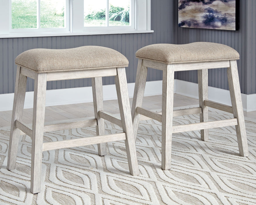 Skempton - Upholstered Stool (Set of 2) - White