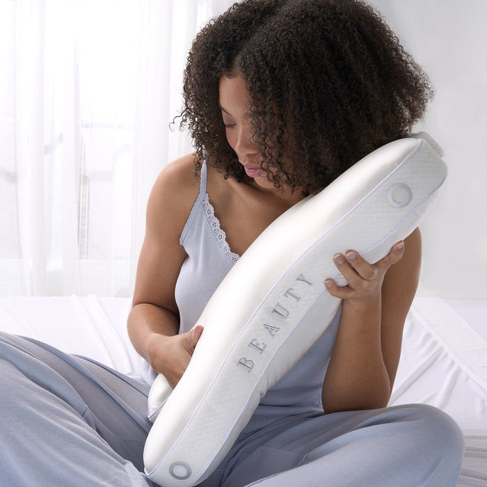 Beauty Performance - Pillow - White